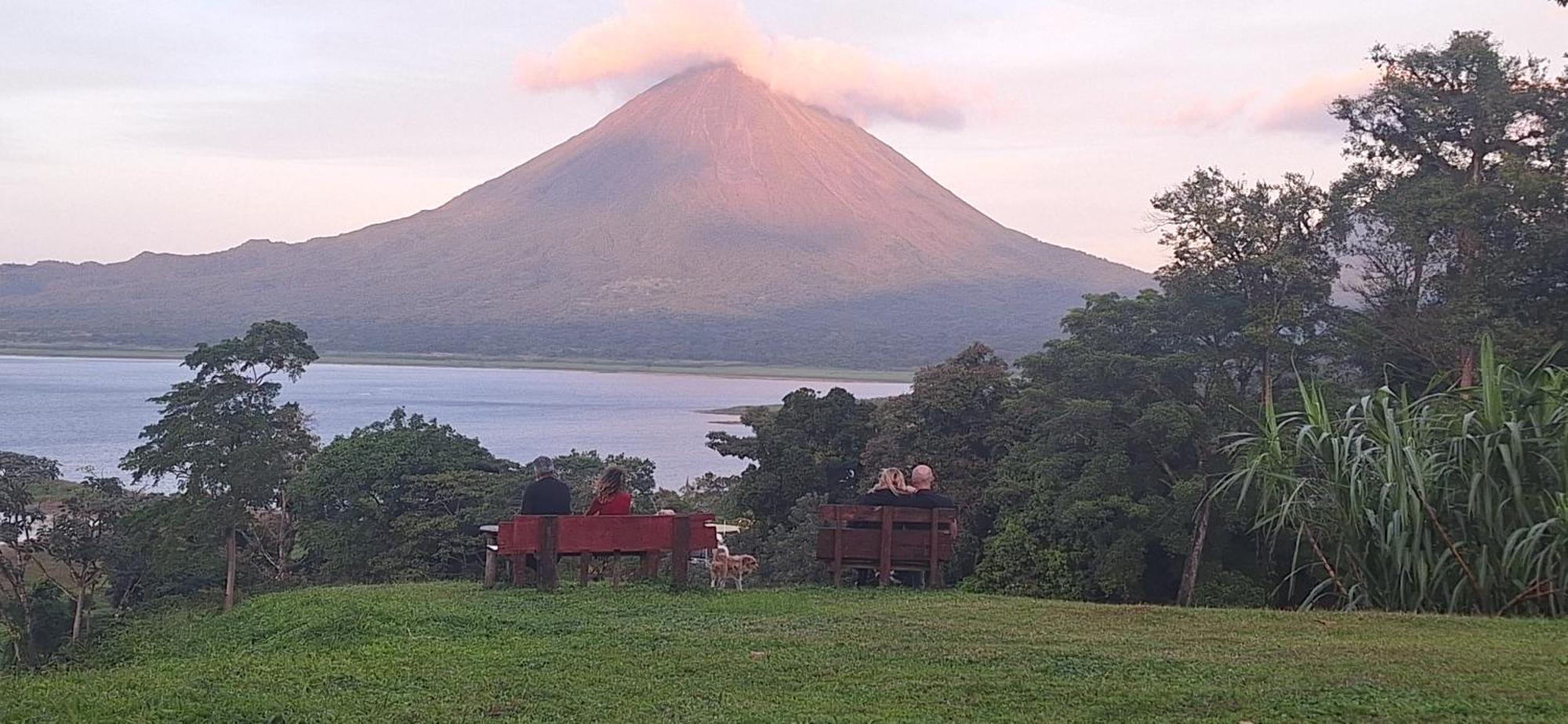 Sunset Inn La Fortuna Eksteriør bilde