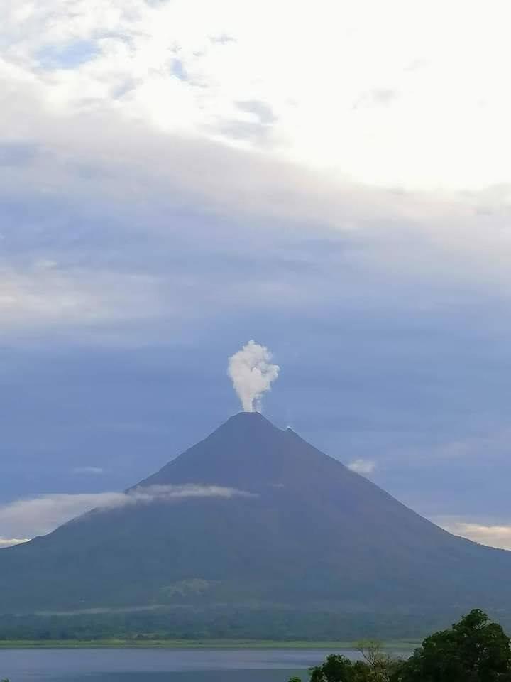 Sunset Inn La Fortuna Eksteriør bilde