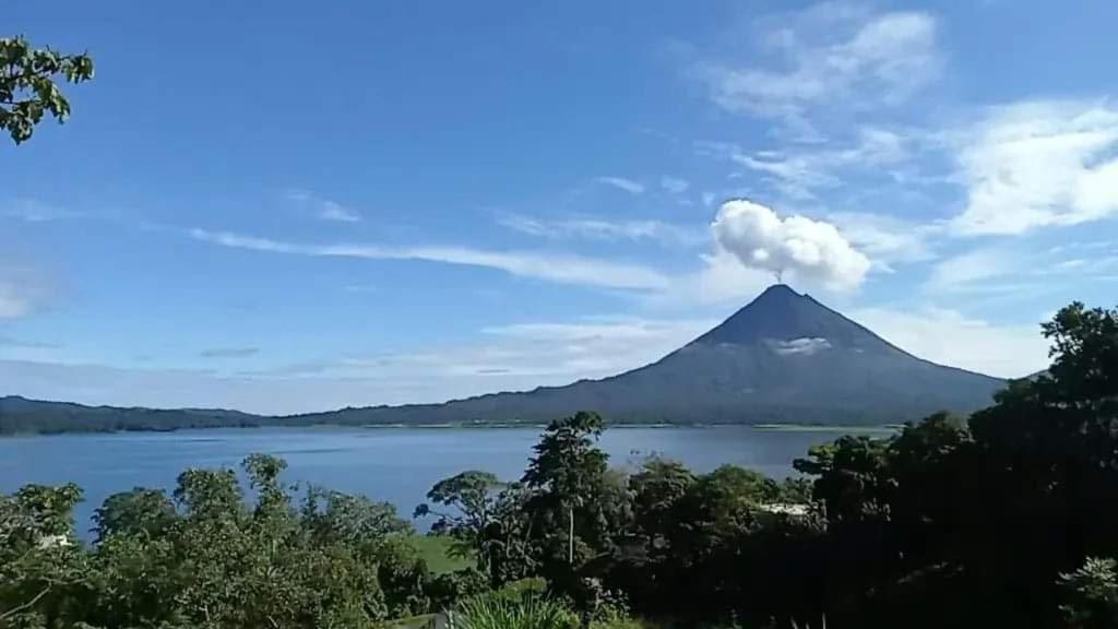 Sunset Inn La Fortuna Eksteriør bilde